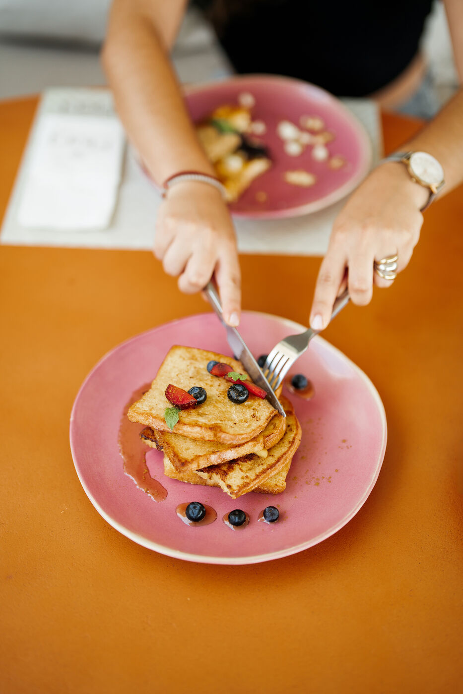 Pancakes & fresh berries